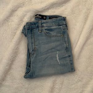 Hollister, light wash skinny jeans with rips high waisted
